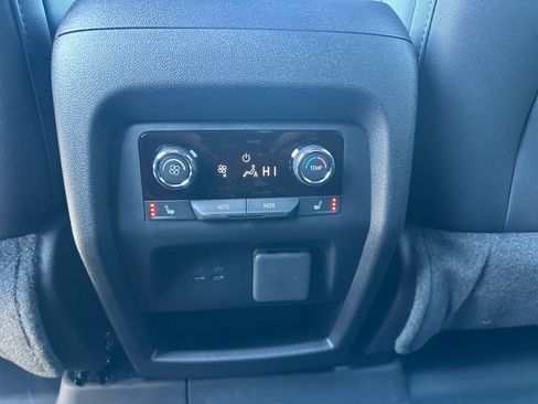 New 2026 Chevrolet Traverse RS w/ LPO, Floor Liner Package image 19