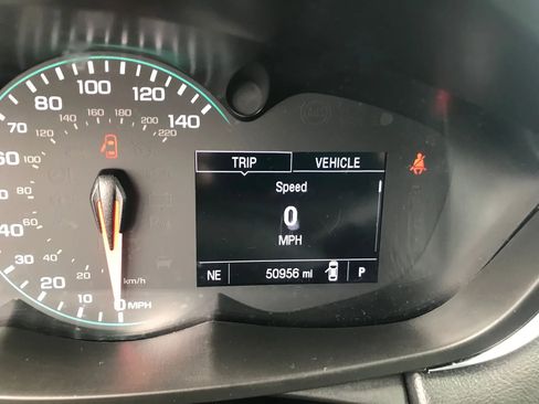 Used 2020 Chevrolet Trax LT image 16