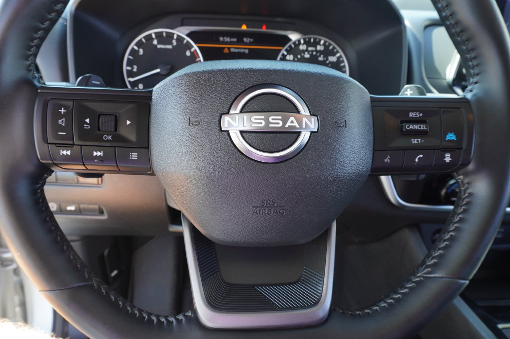 Certified 2025 Nissan Rogue SV FWD image 17
