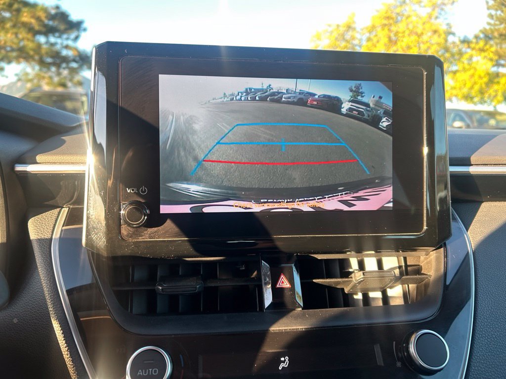 Used 2024 Toyota Corolla LE FWD image 30