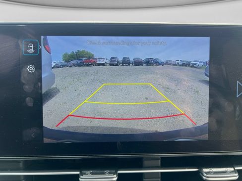 Used 2024 Hyundai Kona SEL FWD image 27