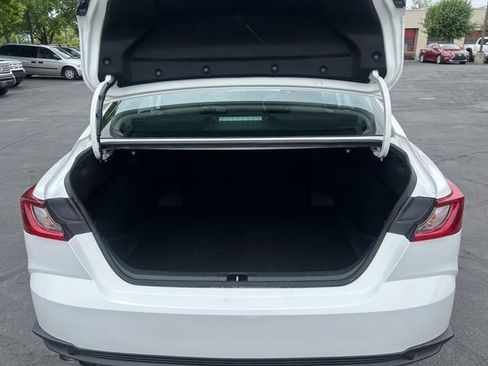 Certified 2025 Toyota Camry SE FWD image 18