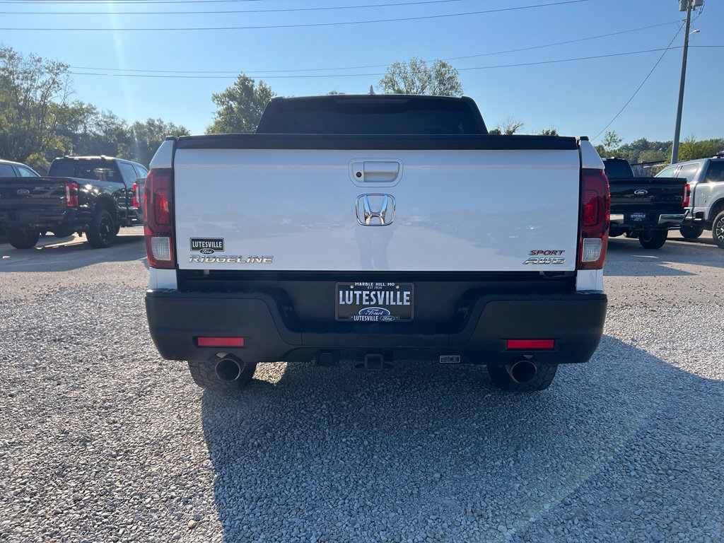 Used 2021 Honda Ridgeline Sport image 7