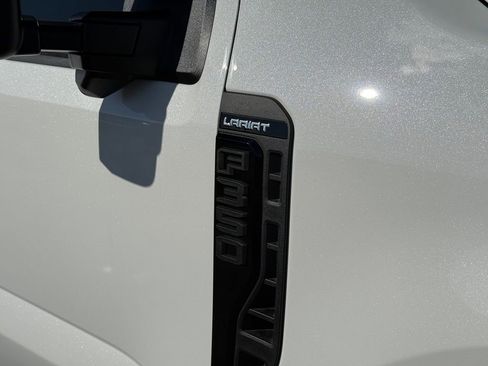 Used 2026 Ford F350 Lariat w/ Black Appearance Package AWD/4WD image 19