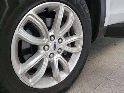 Used 2020 Ford Explorer w/ Class III Trailer Tow Package image 31