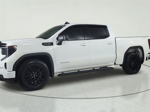 Used 2023 GMC Sierra 1500 Elevation AWD/4WD image 2