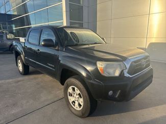 Used 2015 Toyota Tacoma PreRunner video 1