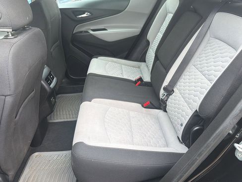 Used 2020 Chevrolet Equinox LS FWD image 28