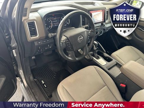 Used 2022 Nissan Frontier SV AWD/4WD image 12