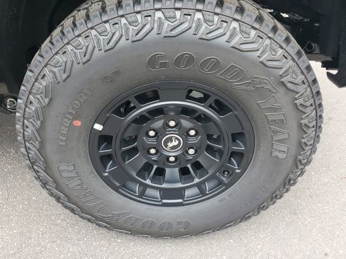 New 2026 Ford Bronco Badlands AWD/4WD image 7