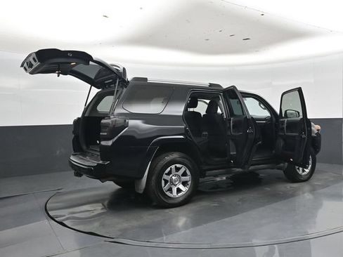 Used 2015 Toyota 4Runner Trail AWD/4WD image 47