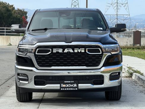 New 2026 RAM 1500 Big Horn AWD/4WD image 9
