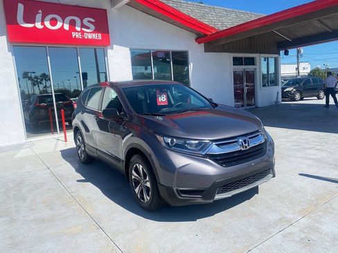 Used 2018 Honda CR-V LX image 2