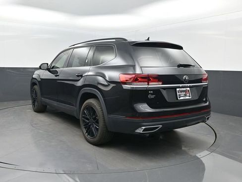 Used 2022 Volkswagen Atlas SE image 3