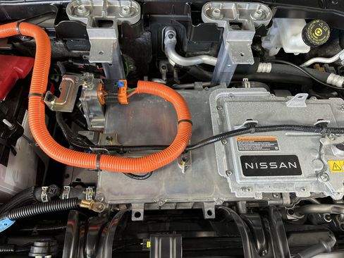 Certified 2024 Nissan Ariya ENGAGE e-4ORCE image 32