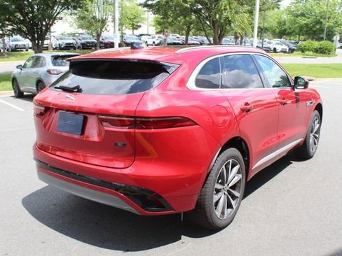New 2026 Jaguar F-PACE R-Dynamic S image 2