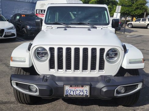 Used 2021 Jeep Wrangler Unlimited Sahara w/ Cold Weather Group image 31