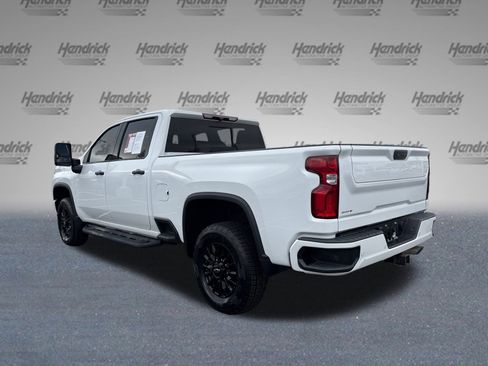 Used 2022 Chevrolet Silverado 2500 LTZ w/ LTZ Plus Package image 8