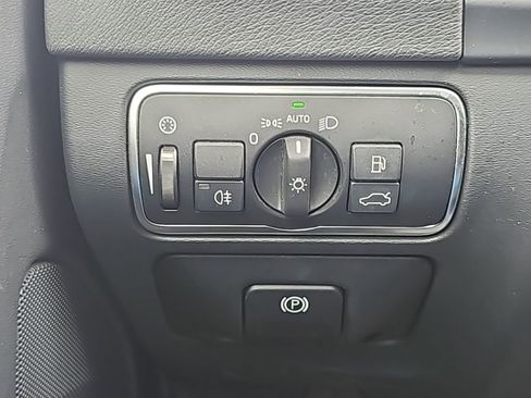 Used 2015 Volvo S60 T5 Premier image 9