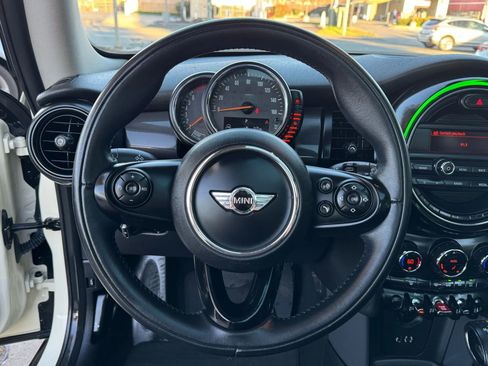 Used 2015 MINI Cooper 2-Door Hardtop FWD image 25