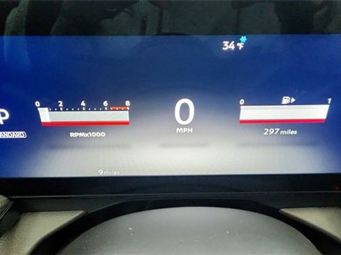 New 2025 Nissan Kicks SR image 21