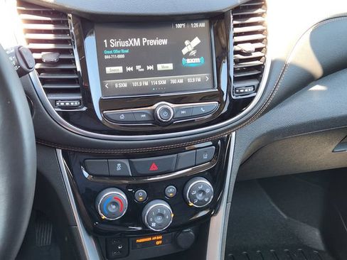 Used 2017 Chevrolet Trax Premier w/ Driver Confidence II Package FWD image 15