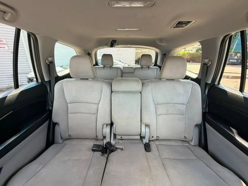 Used 2021 Honda Pilot EX image 14