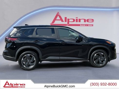 Used 2024 Nissan Rogue SV AWD/4WD image 6