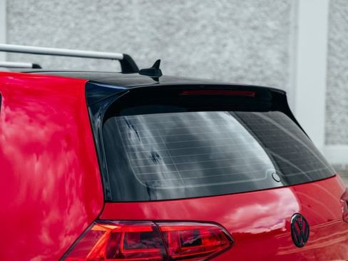 Used 2015 Volkswagen GTI S FWD image 31