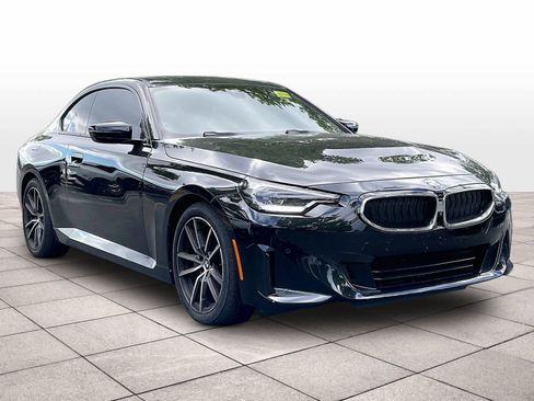Used 2023 BMW 230i Coupe w/ Convenience Package image 2