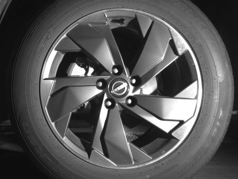 Used 2025 Nissan Rogue SV FWD image 12