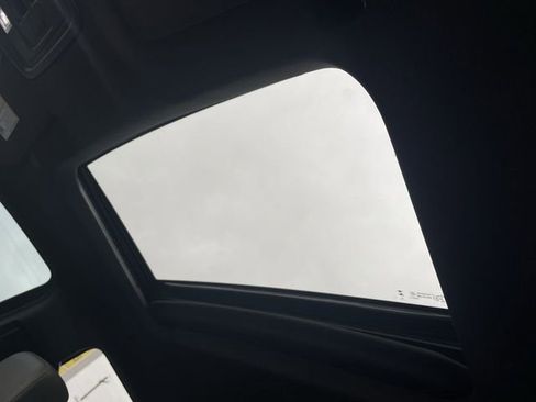 Used 2024 Chevrolet Silverado 1500 ZR2 w/ Technology Package image 21