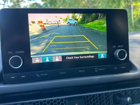 Used 2025 Honda Civic Sport image 18