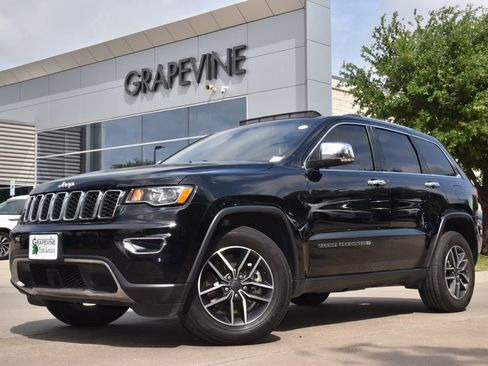 Used 2022 Jeep Grand Cherokee Limited AWD/4WD image 2
