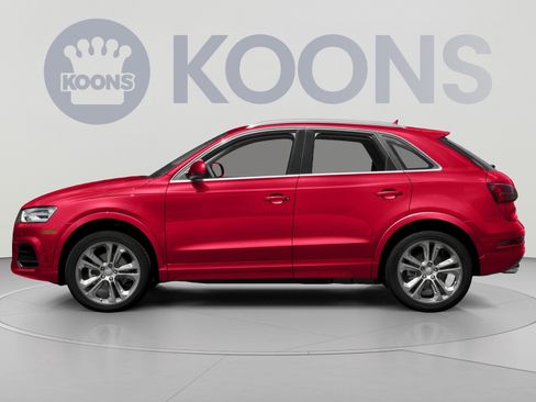 Used 2017 Audi Q3 2.0T Premium w/ Convenience Package AWD/4WD image 4