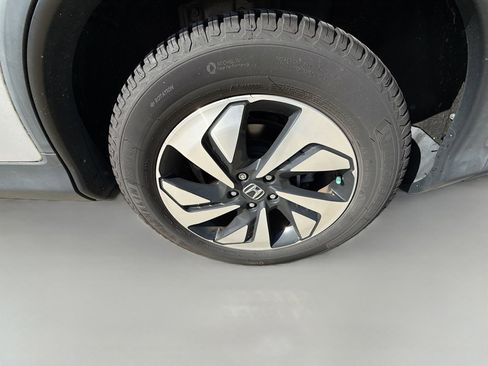 Used 2016 Honda CR-V Touring image 11