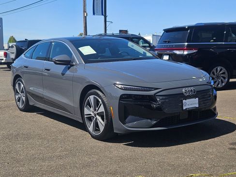 Used 2025 Audi A6 e-tron Premium Plus w/ Premium Plus AWD/4WD image 7