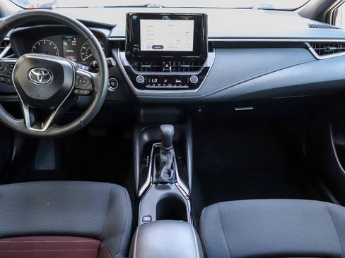 Used 2025 Toyota Corolla SE FWD image 14