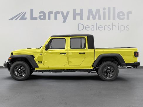 Used 2023 Jeep Gladiator Sport AWD/4WD image 4