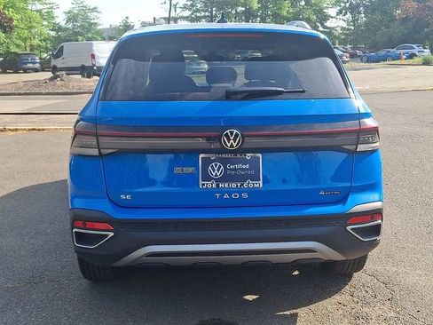 Used 2025 Volkswagen Taos SE AWD/4WD image 9