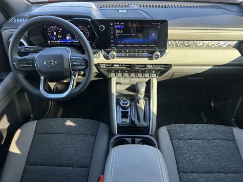 Certified 2024 Chevrolet Colorado ZR2 w/ Technology Package image 18