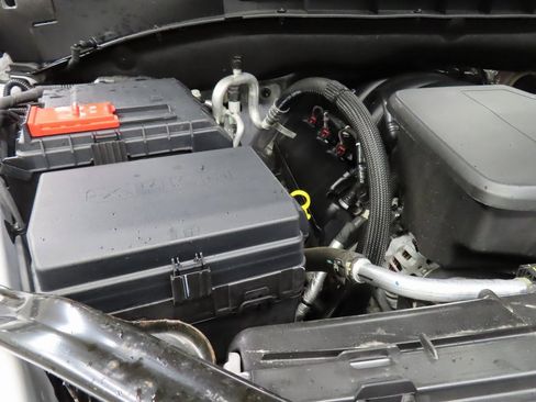 Used 2024 GMC Yukon Denali image 31