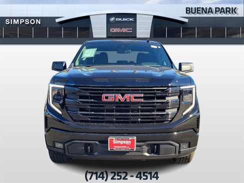 Used 2026 GMC Sierra 1500 Elevation image 3