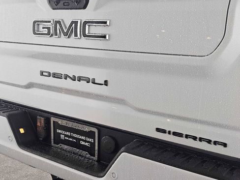 New 2026 GMC Sierra 2500 Denali w/ Denali Reserve Package image 13
