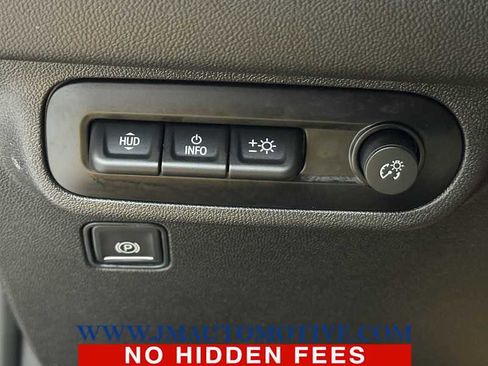 Used 2022 GMC Terrain SLT w/ Tech Package image 39