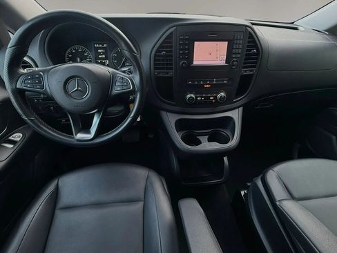 Used 2016 Mercedes-Benz Metris Passenger image 28
