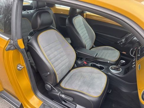 Used 2016 Volkswagen Beetle 1.8T Dune image 10