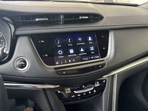 Certified 2024 Cadillac XT6 Luxury AWD/4WD image 13