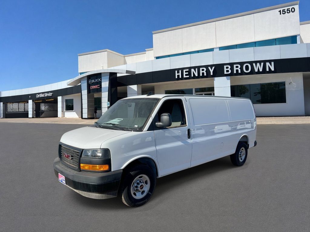 New 2025 GMC Savana 2500 Extended w/ Driver Convenience Package RWD image 1
