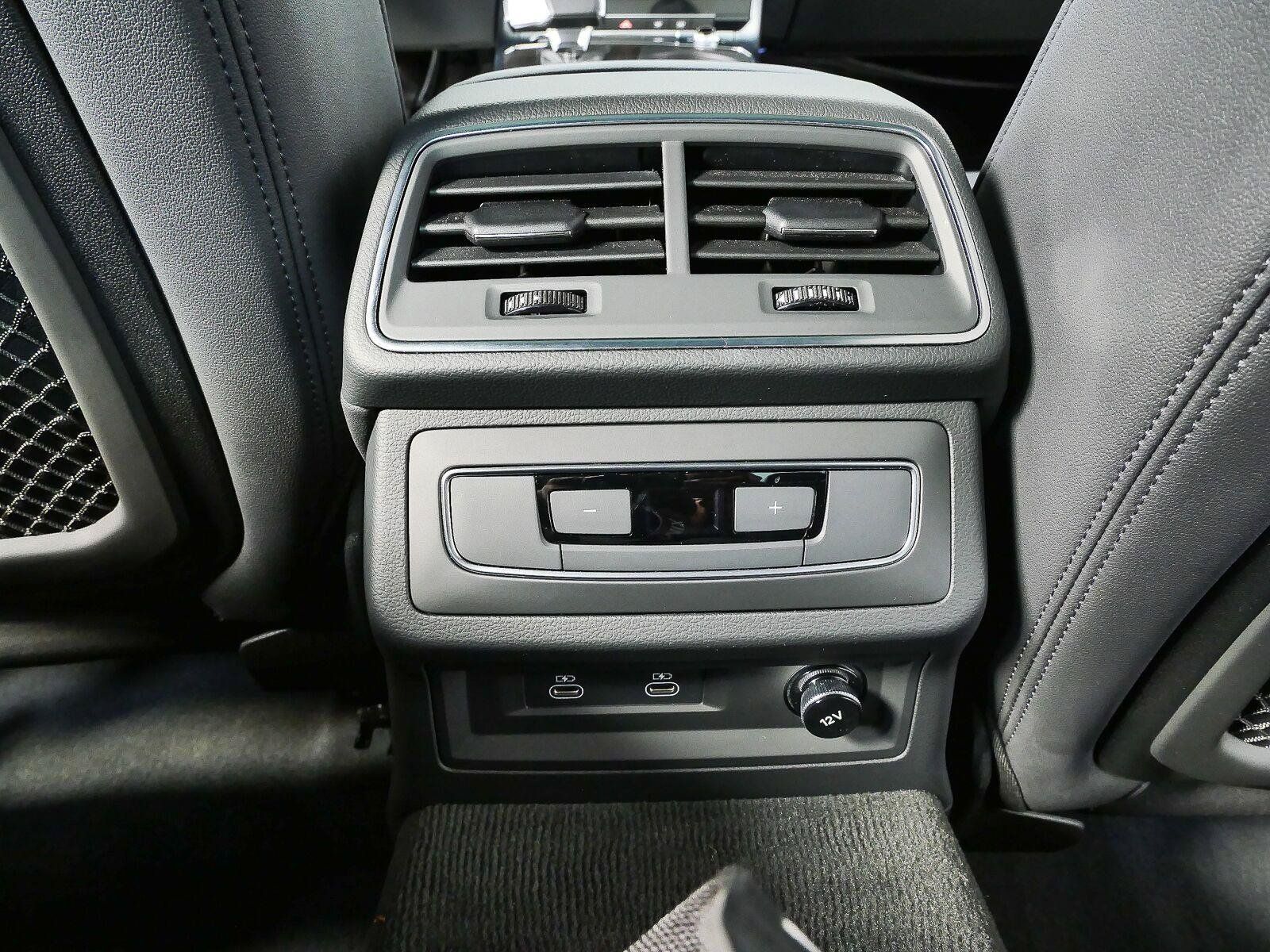 Used 2023 Audi A6 Premium Plus w/ Premium Plus Package AWD/4WD image 23